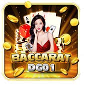 gool88 APP တွင် Live Casino Baccarat နှင့် Myanmar National League ကို တစ်ပြိုင်တည်း ကစားနေသောမြင်ကွင်း